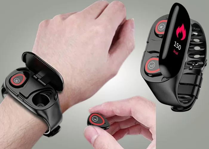 Smartwatch With Earbuds