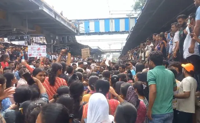 Protests at Thane School